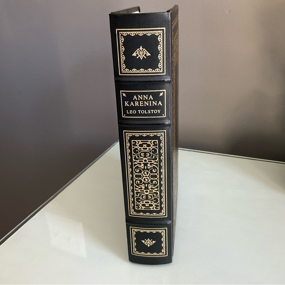 Vintage Anna Karenina Book By Leo Tolstoy